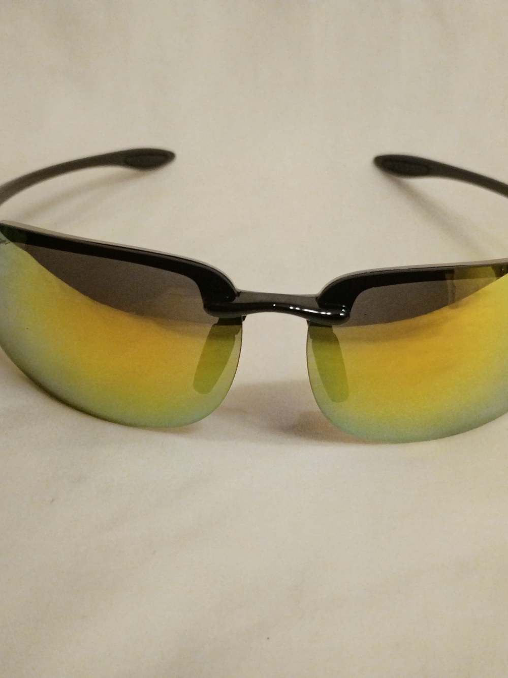 Maui Jim Men's Black Frame Sunglasses with Yellow-Green Mirrored Lenses
